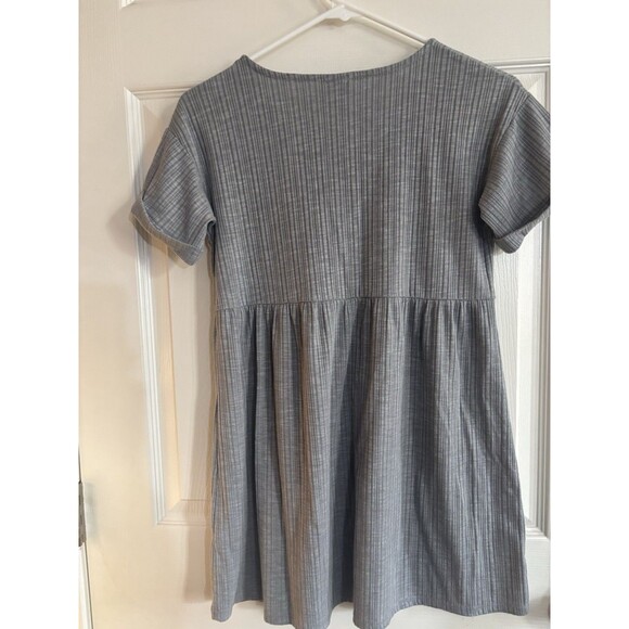 Art Class Girl’s Large 10-12 Gray Dress. Buttons - Picture 6 of 16